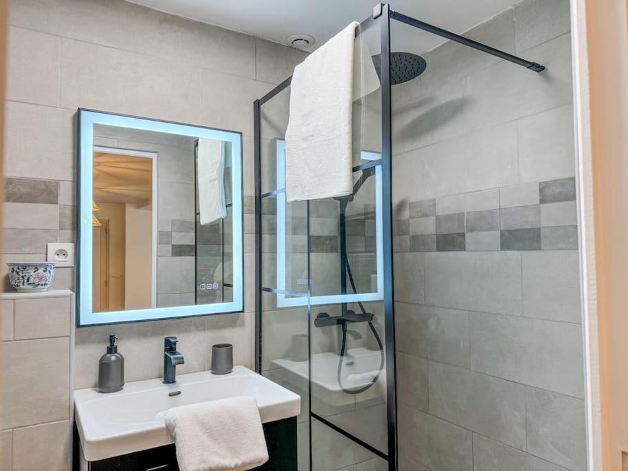 Apartament Elegance Au Coeur De Tarbes Zewnętrze zdjęcie